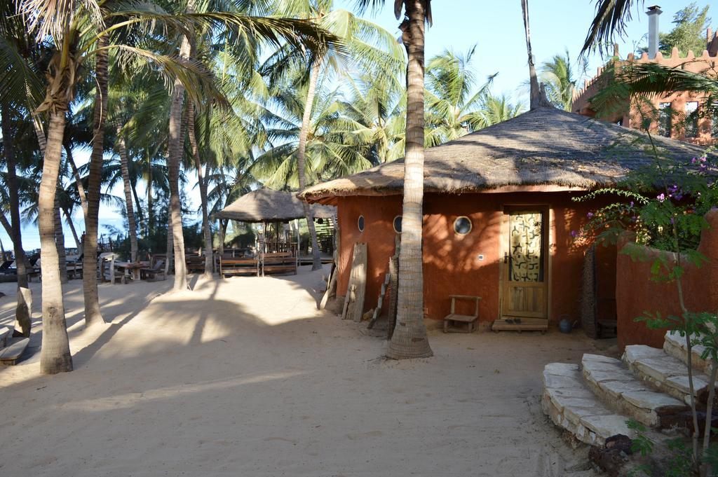 Tama Lodge 姆布尔 外观 照片